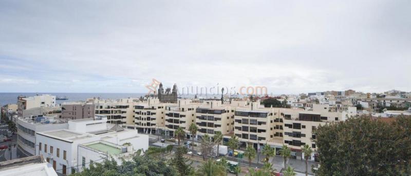 Adosado en venta en Calle Avenida Primero de Mayo, Vegueta - Triana, Las Palmas de Gran Canaria