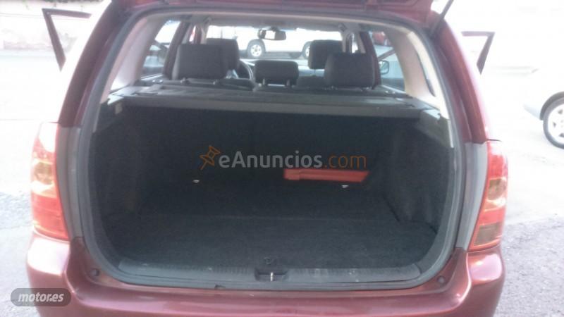 Toyota Corolla FAMILIAR 2.0 D4D 116CV de 2006 con 142.000 Km por 3.700 EUR. en La Rioja