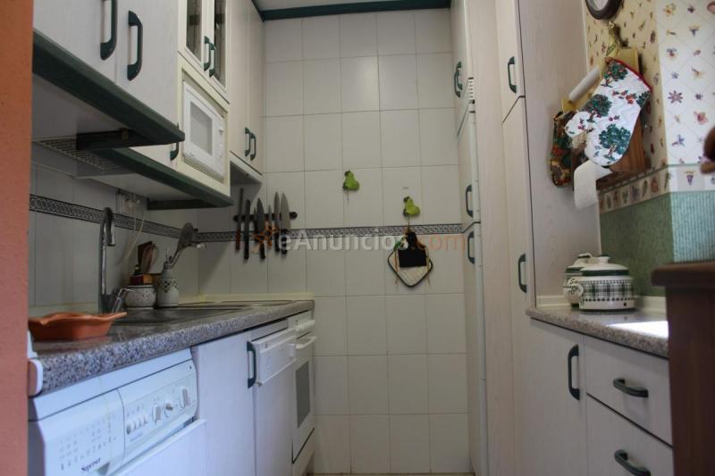 Apartamento en venta en Calle Edificio Los Iglos, Aísa