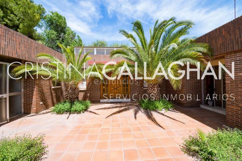 Adosado en venta en  BEHOVIA, El Carme-Sant Agustí-Bonavista, L'Eliana