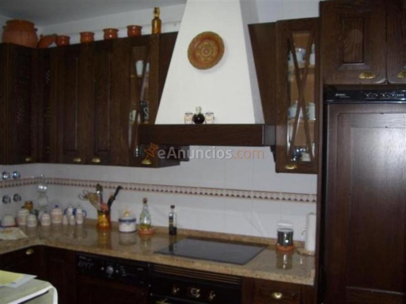 Casa en venta en  Albaida del Aljarafe