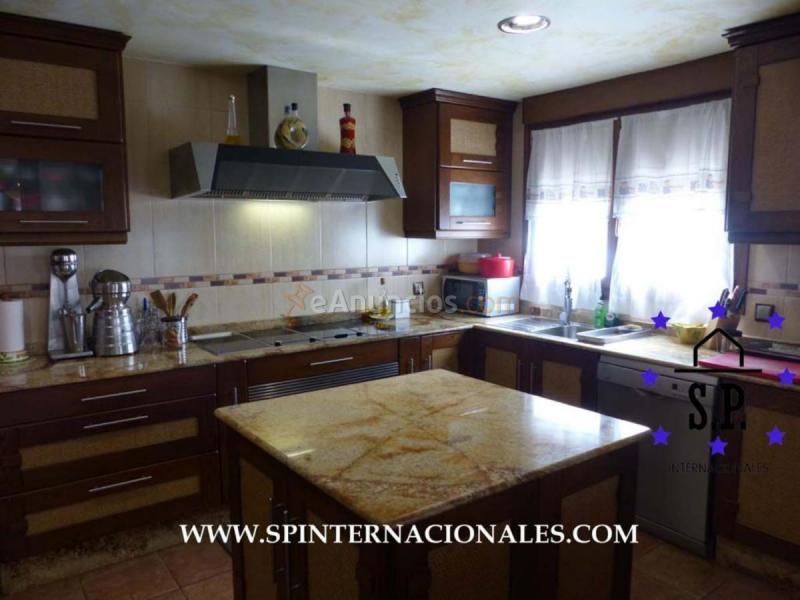 Adosado en venta en  Soto de Viñuelas, Tres Cantos