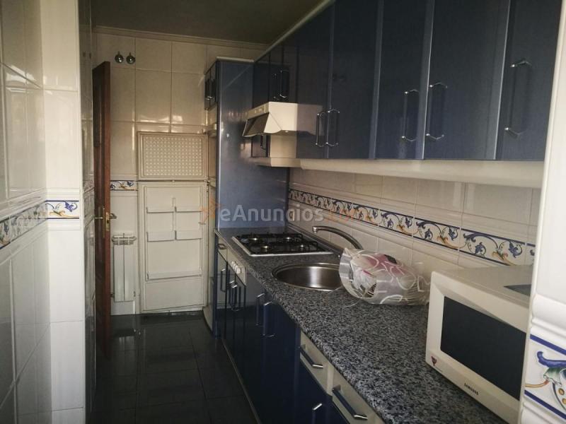 Apartamento en venta en Calle Madrigal de las Altas Torres, Santo Tomás, Ávila
