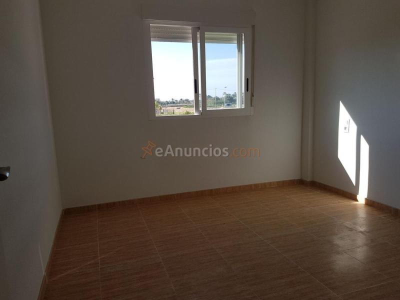 Apartamento en venta en Calle REINO UNIDO, La Marina, Elche  Elx