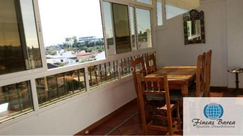 Apartamento en venta en  Los Pacos, Fuengirola