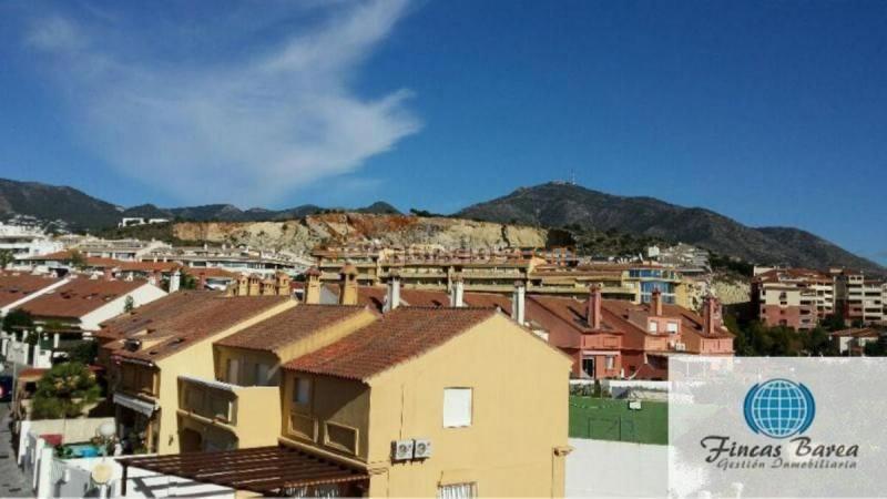 Apartamento en venta en  Los Pacos, Fuengirola