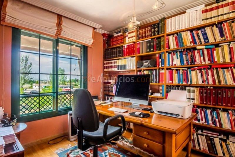 Casa en venta en Calle Doctor López Font, Granada, Figares - San Antón, Granada