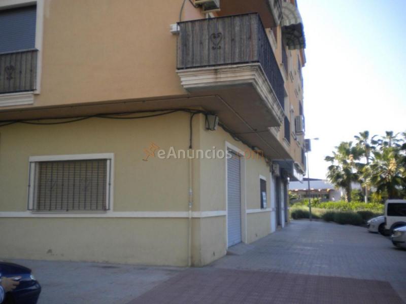 Local Comercial en venta en  Zona Pueblo, L'Eliana