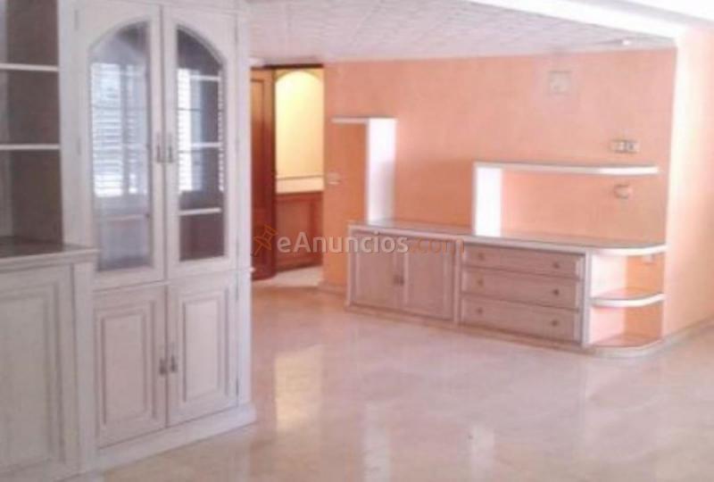 Adosado en venta en  El Carme-Sant Agustí-Bonavista, L'Eliana