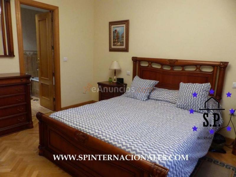 Casa en venta en  Hortaleza, Madrid