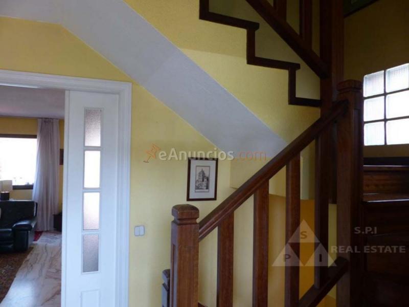 Casa en venta en  Ciudad Lineal, Madrid