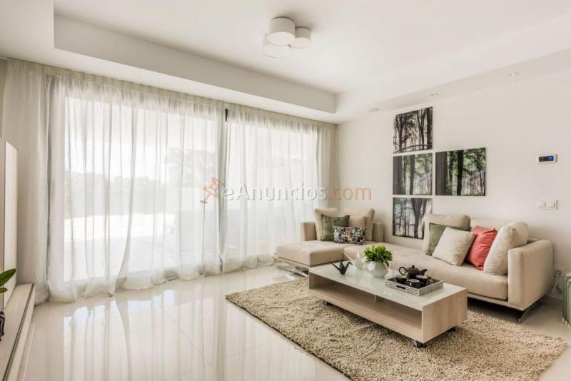 Apartamento en venta en  Benamara-Atalaya, Estepona