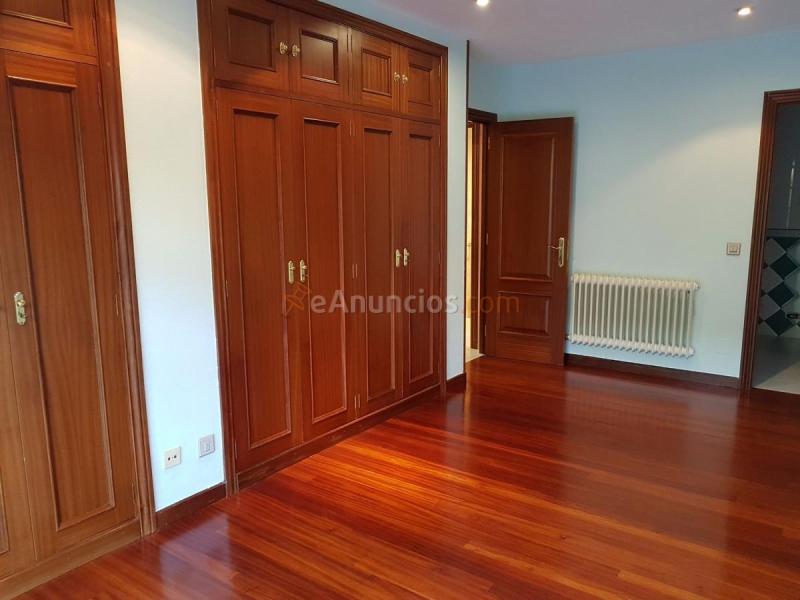 Casa en venta en  Bertamirans, Ames