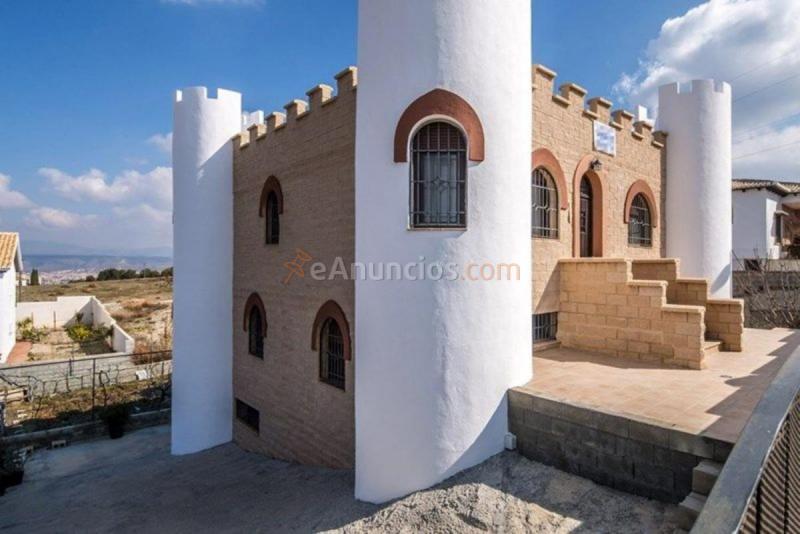 Adosado en venta en Calle albolote, La Zubia