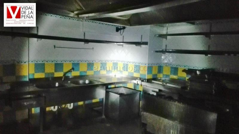 Local Comercial en alquiler en  Cuatro Caminos, Santander