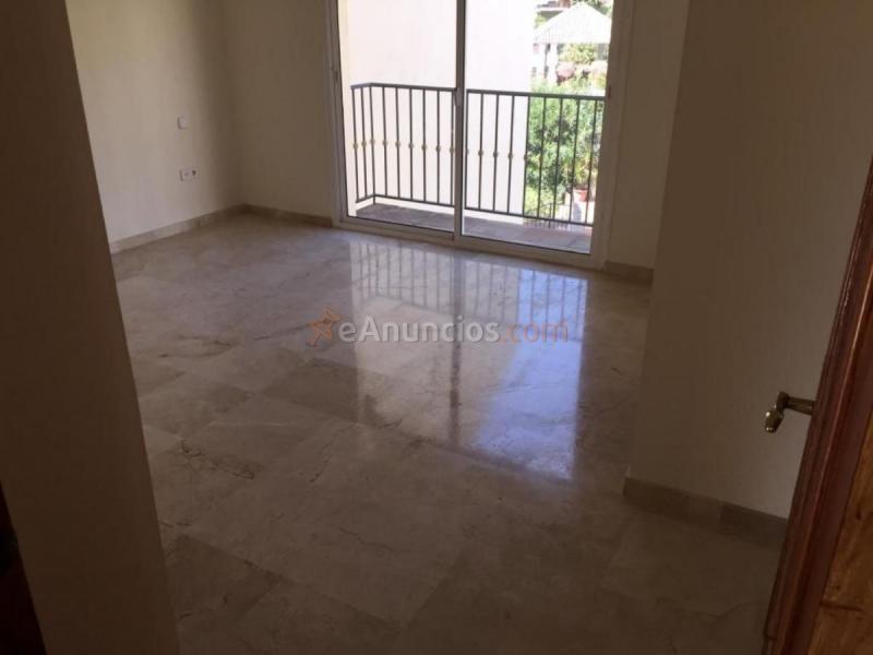 Casa en venta en  Los Pinos de Aloha, Nueva Andalucía, Marbella