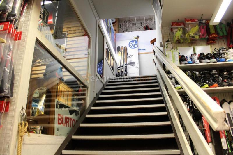 Local Comercial en venta en Calle Escalar Ag. Astun, Poblaciones norte, Jaca