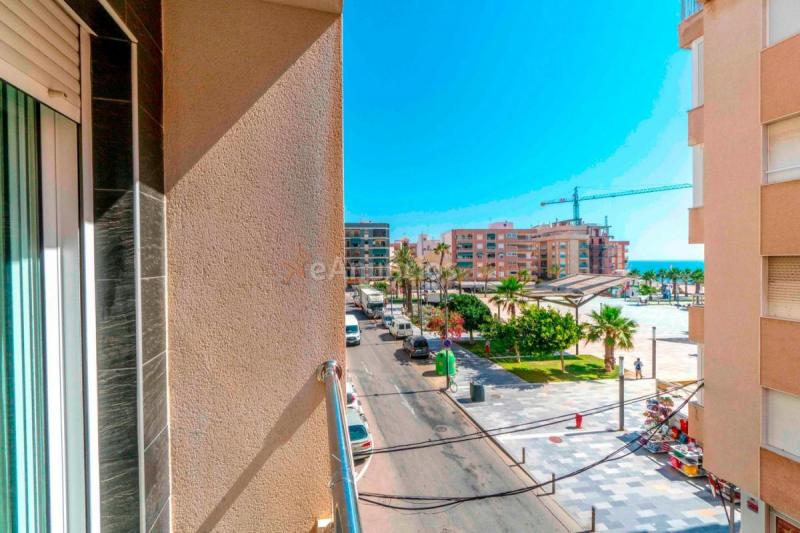 Apartamento en venta en Calle Mayor, La Mata, Torrevieja