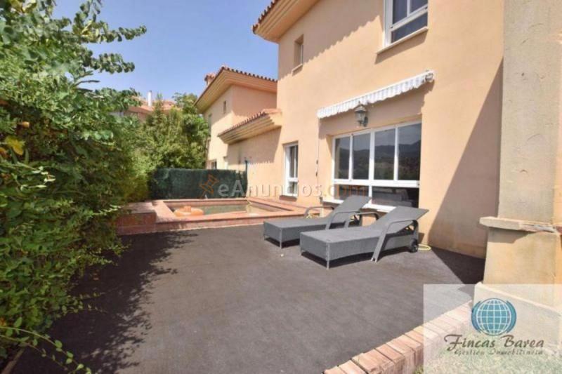 Adosado en venta en  El Higuerón, Fuengirola