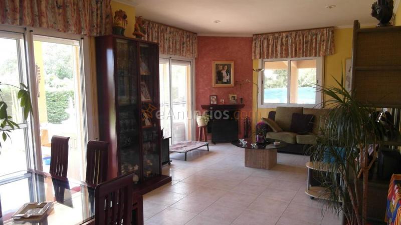 Adosado en venta en  Urbanitzacions del nord, Santa Cristina d'Aro