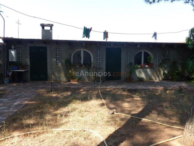 Adosado en venta en  Los Pinares-La Masía, Bétera