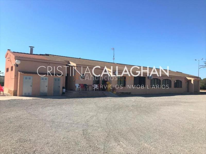 Casa en venta en Calle Olocau, Serra