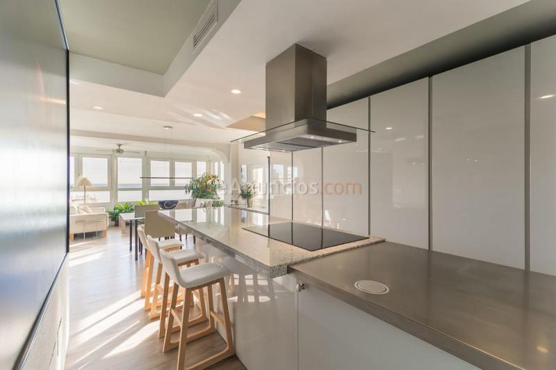 Apartamento en venta en  El Bajondillo, Torremolinos