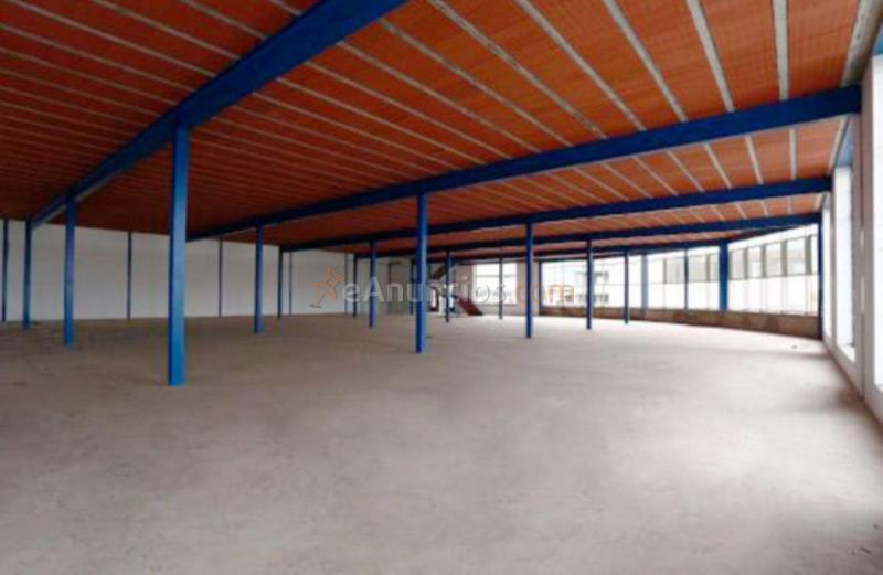 Edificio en venta en Calle primera, Carbajosa de la Sagrada