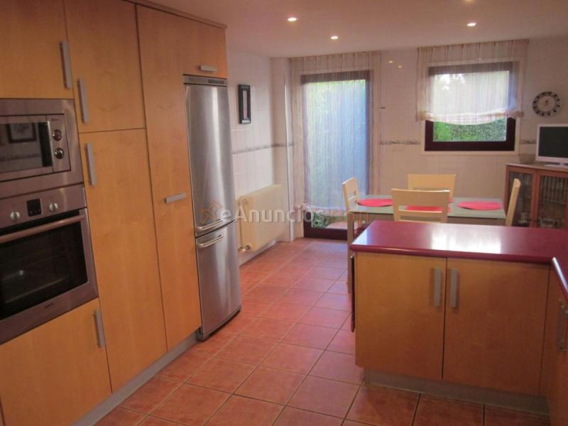 Adosado en venta en Calle Figueiras, Campus sur - Santa Marta, Santiago de Compostela