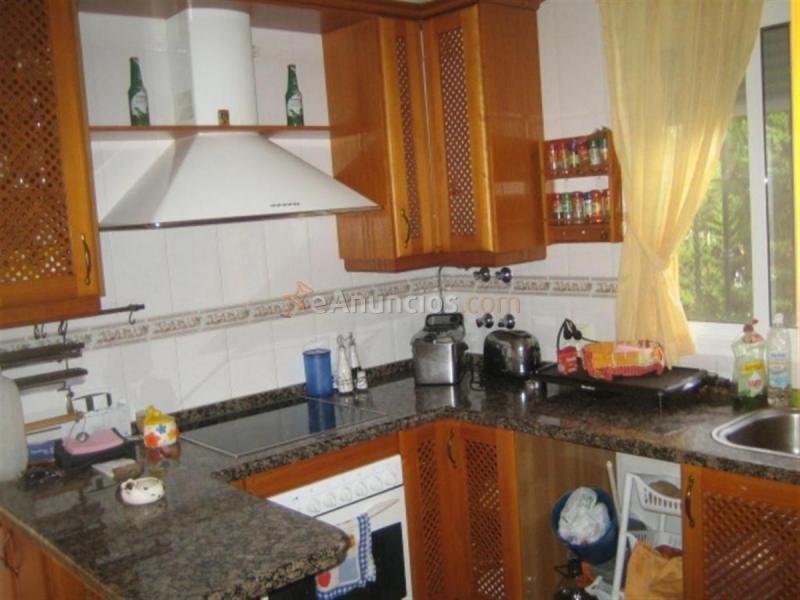 Casa en venta en  Albaida del Aljarafe
