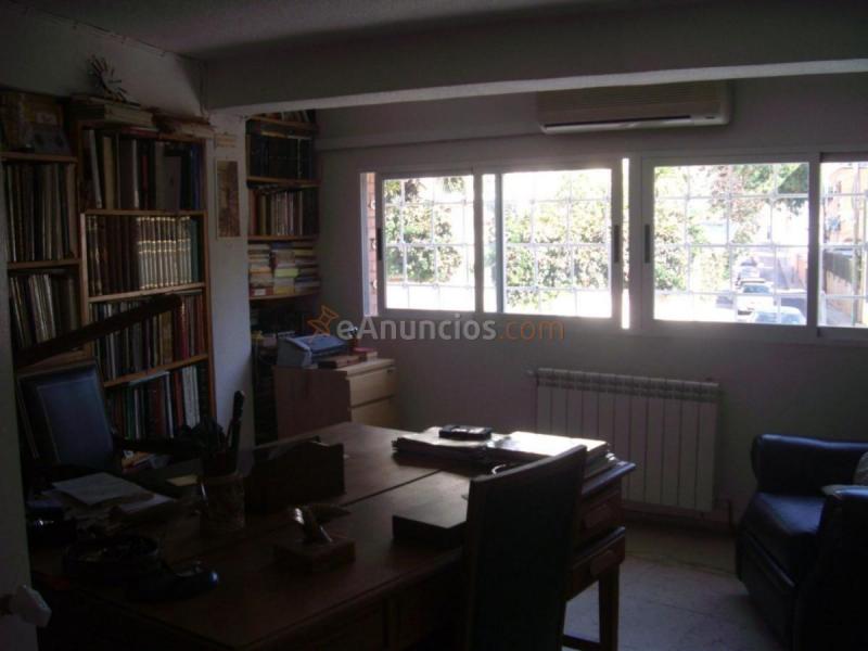 Local Comercial en venta en Calle tírvia, Moncloa, Madrid