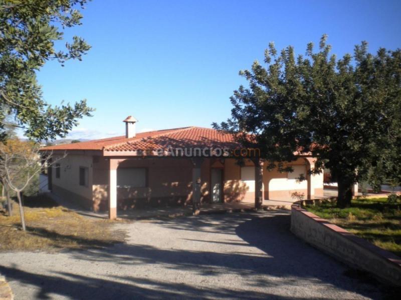 Adosado en venta en  Vilamarxant