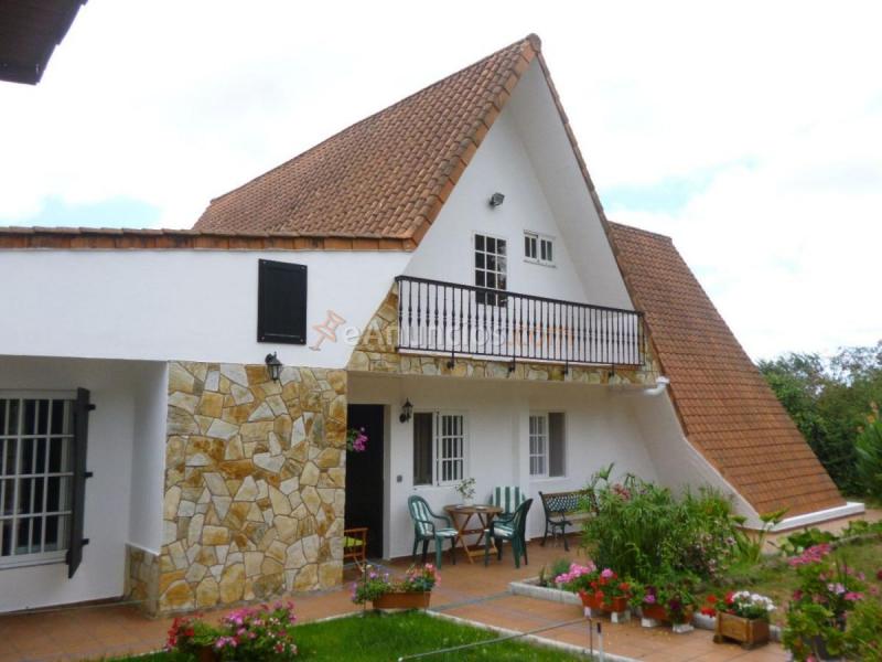 Adosado en venta en  Campus sur - Santa Marta, Santiago de Compostela