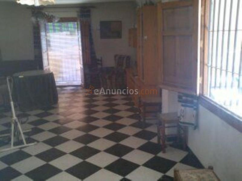 Casa en venta en  La Zubia