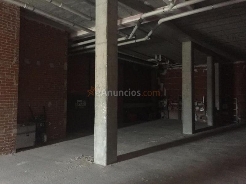 Local Comercial en alquiler en Avenida del Cantábrico, Casarrubuelos