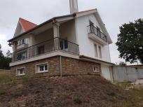 Adosado en venta en  Teo