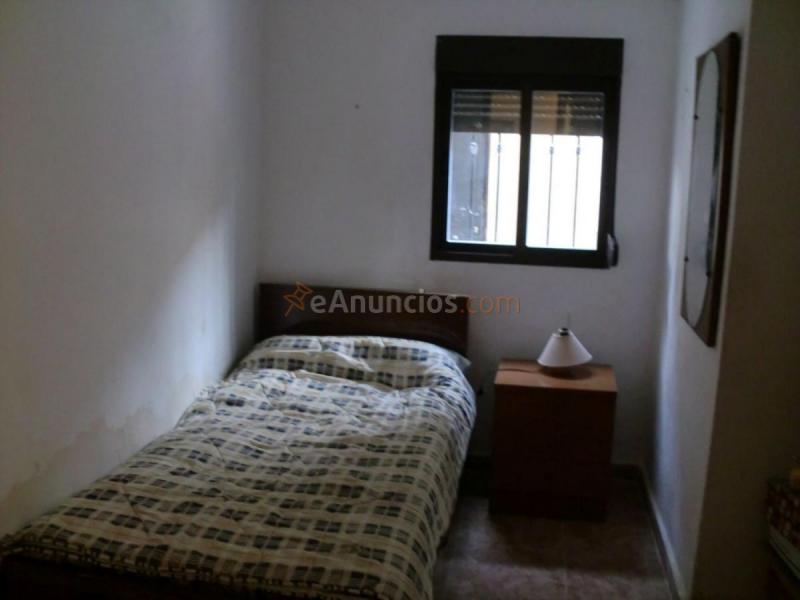 Adosado en venta en  Calle Fuente, Requena