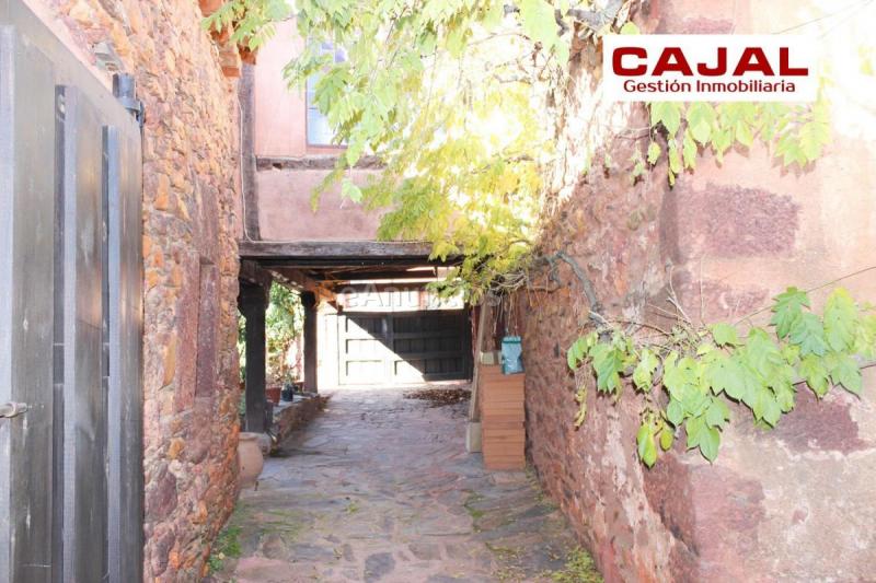 Casa Rural en venta en  Riaza