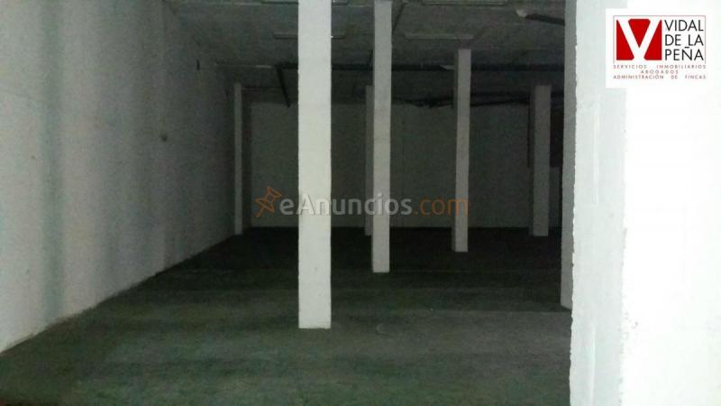 Local Comercial en alquiler en  Los Castros, Santander