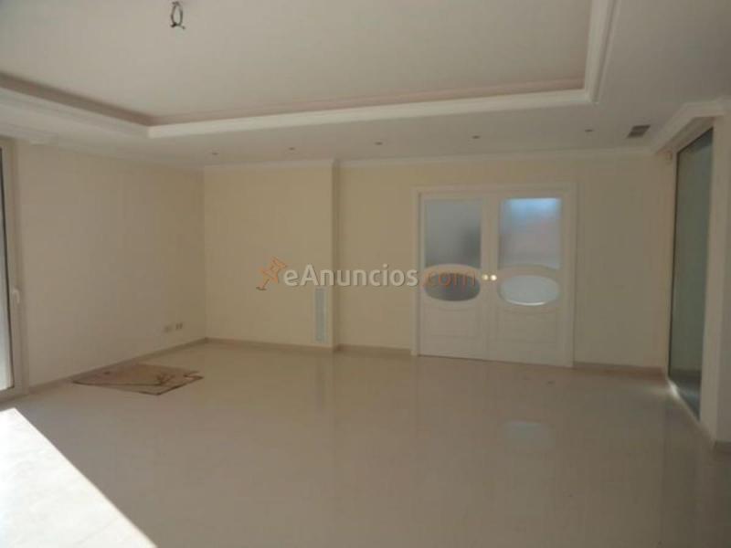 Adosado en venta en  L'Eixample, Sant Feliu de Guíxols