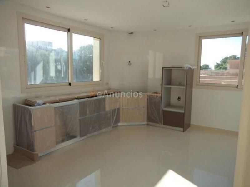 Adosado en venta en  L'Eixample, Sant Feliu de Guíxols