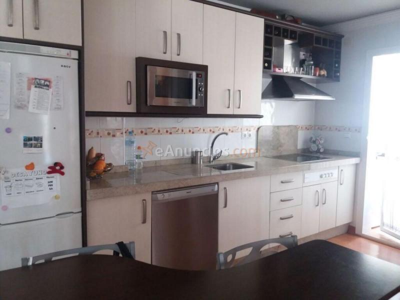 Apartamento en venta en  Camino Viejo de Málaga, Vélez-Malaga