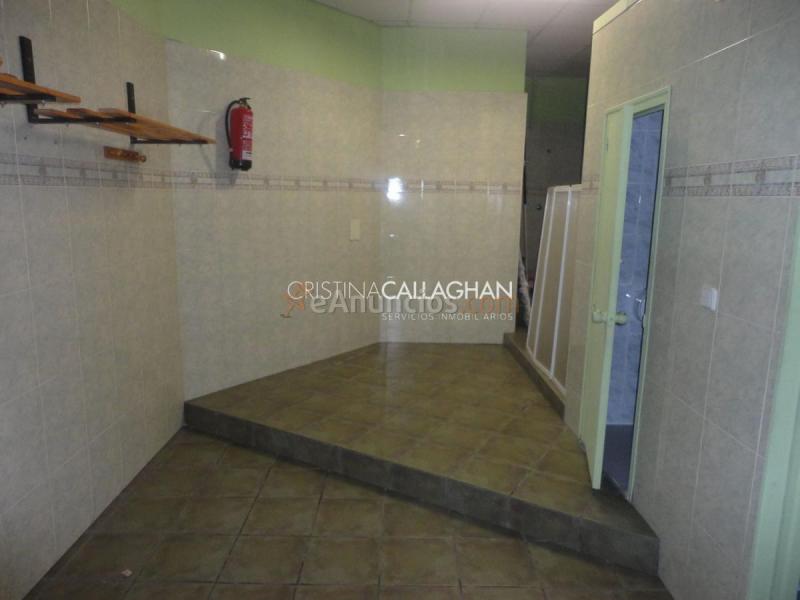 Local Comercial en venta en  POETA SERRANO CLAVERO, Benicalap, Valncia