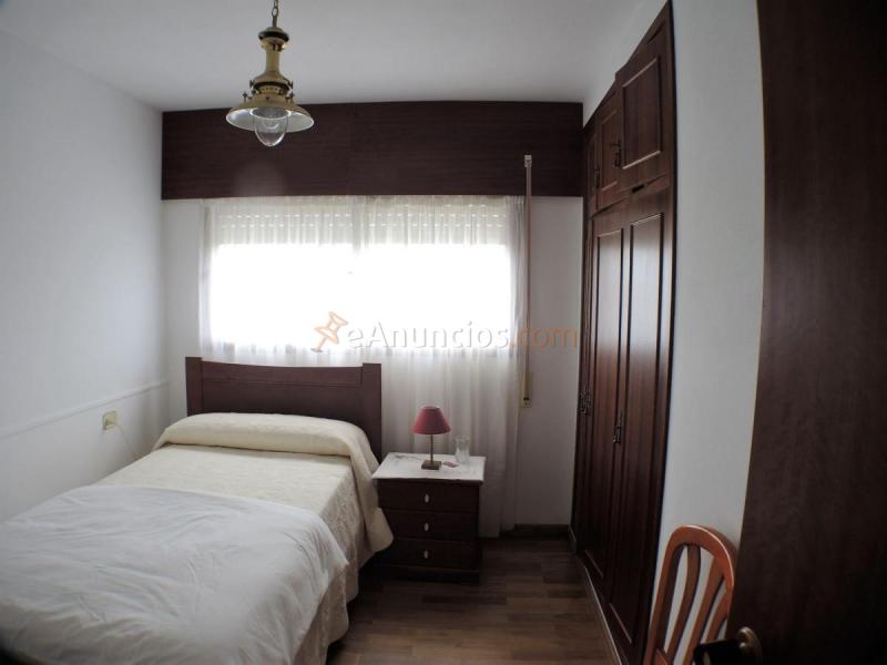 Adosado en venta en  Mera-Serantes, Oleiros