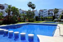 Apartamento en venta en  Benamara-Atalaya, Estepona