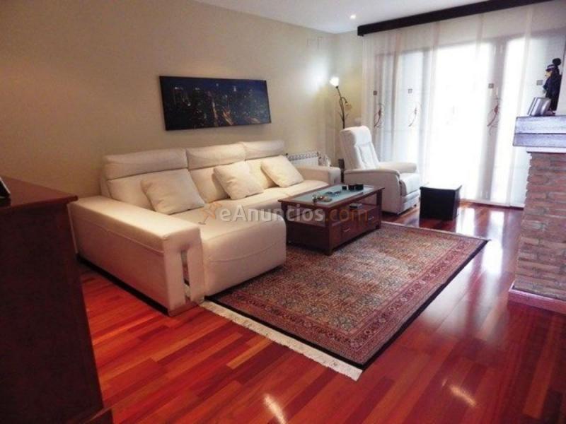 Adosado en venta en Calle Nardos, Vegas del Genil