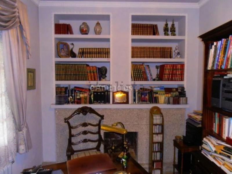 Adosado en venta en  Almeiras, Culleredo