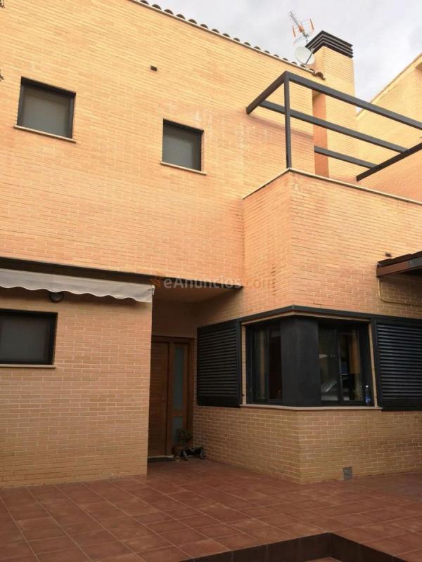 Adosado en venta en  Casas Verdes, Paterna