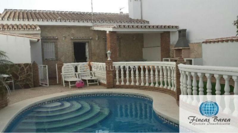 Adosado en venta en  Las Lagunas, Mijas