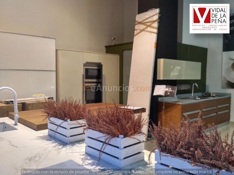 Local Comercial en venta en  JOSE PALAZUELOS, Muriedas, Camargo